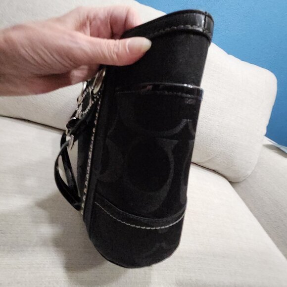 FLAWLESS Coach Signature Black Lurex Studded Shoulder Bag Purse - Picture 13 of 14